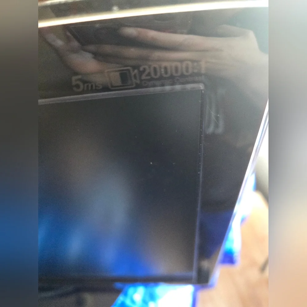 Samsung Syncmaster T240 LCD, Integrated ATSC tuner, with a 24-inch widescreen